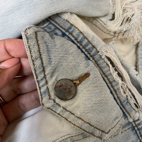 Wonderful artistic Distress denim‎ jacket - Picture 5 of 13